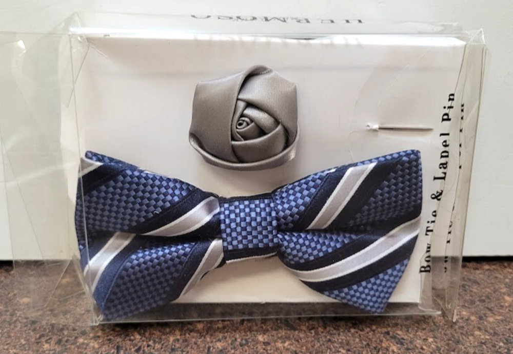 HERMOSO New York "Self Bow Tie, Lapel Pin & Pocket Square" Set